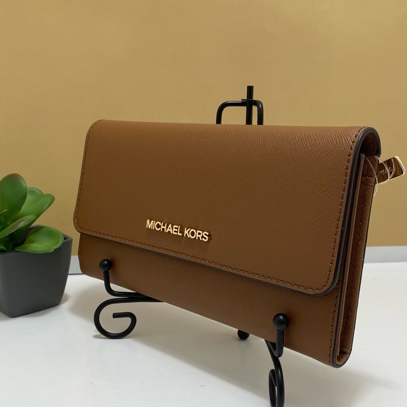 Michael kors wallet - Picture 2 of 12